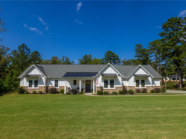 838 Little Bay Ln, Seneca, SC 29672