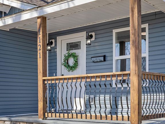 4th image of this home