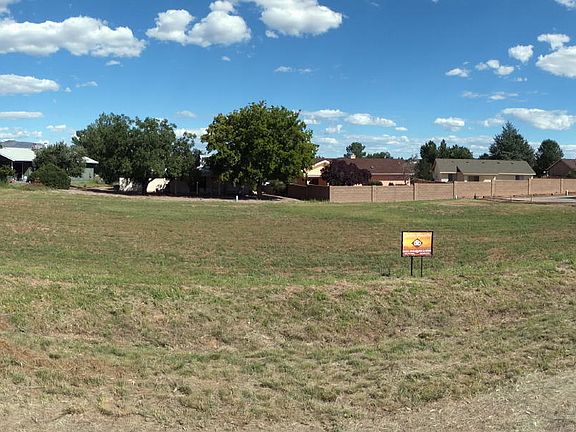 5th image of 1183 N Tapadero Dr
