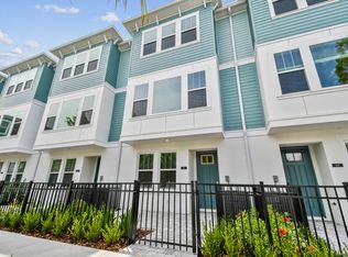 466 31st Way N, Saint Petersburg, FL 33713