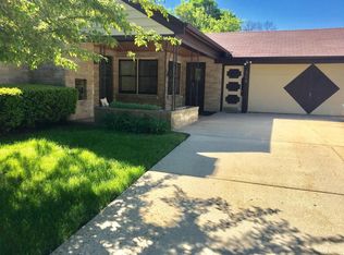 103 Spruce Ave, Slinger, WI 53086