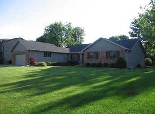 6721 N Talisman Ter, Peoria, IL 61615