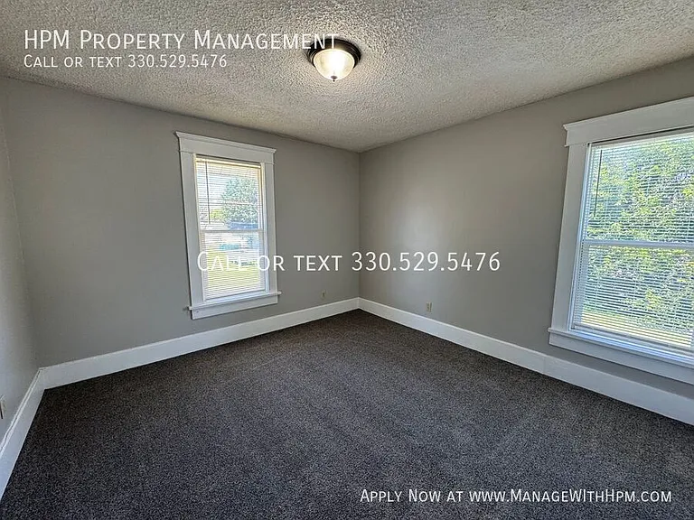 2325 Clyde Pl SW — Photo 11