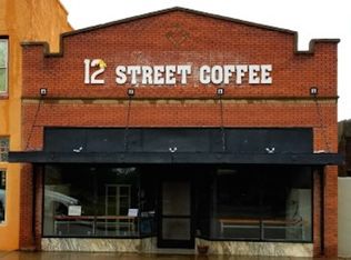 410 12th St, Carrizozo, NM 88301