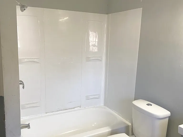 4127 Coggins Ave — Photo 3