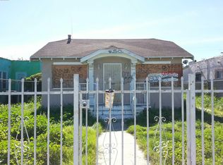 1318 E 70th St, Los Angeles, CA 90001