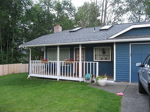 Nice new paint job and fence.