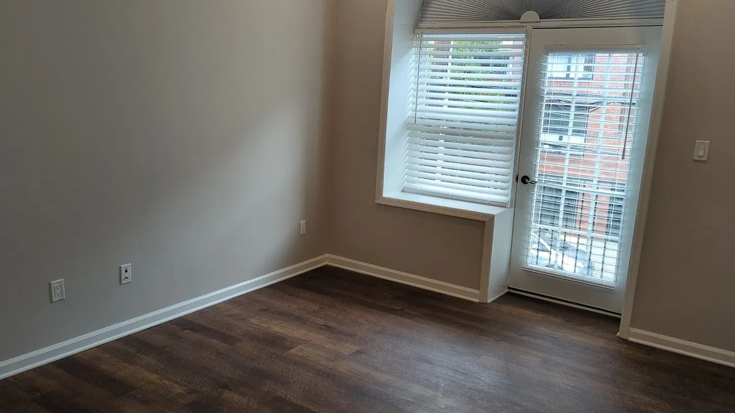 73 Adams St — Photo 4