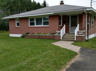 12133 E Traynor Rd, Goetzville, MI 49736