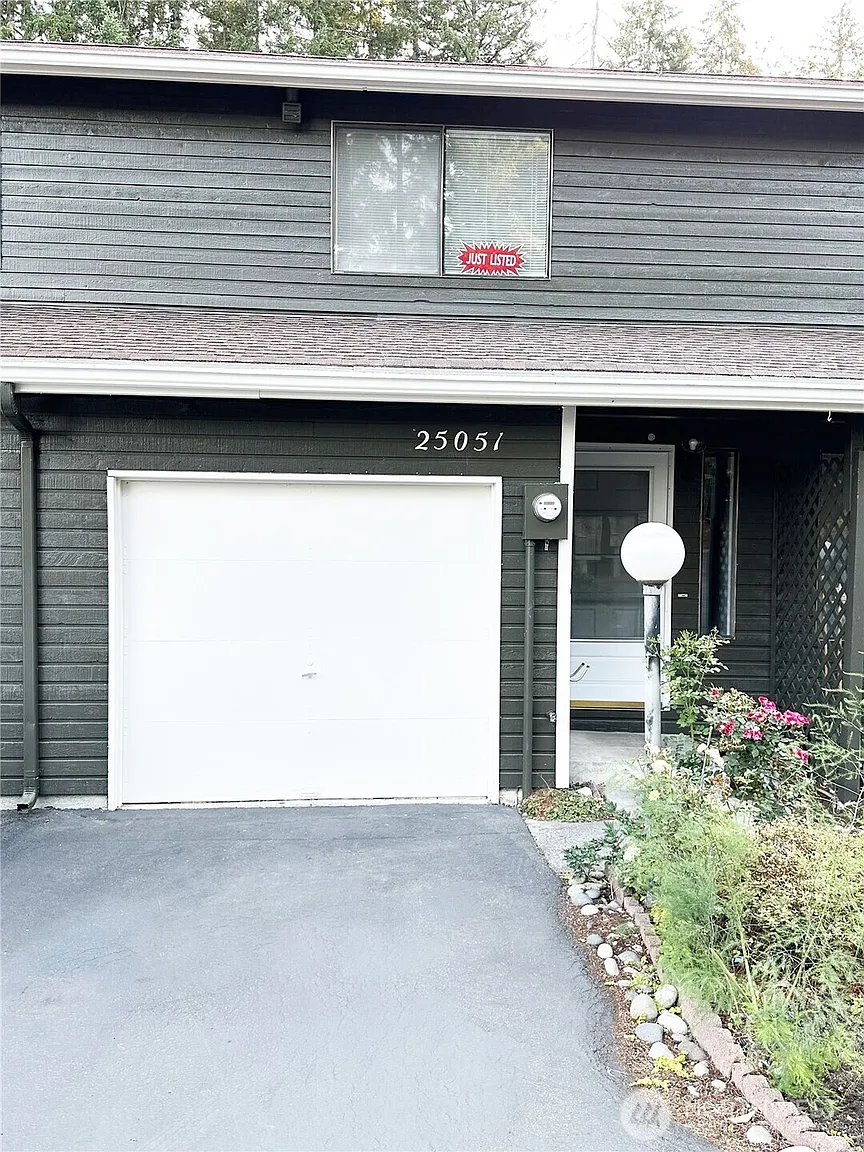 25051 144th PL SE Kent WA 98042 photo 1