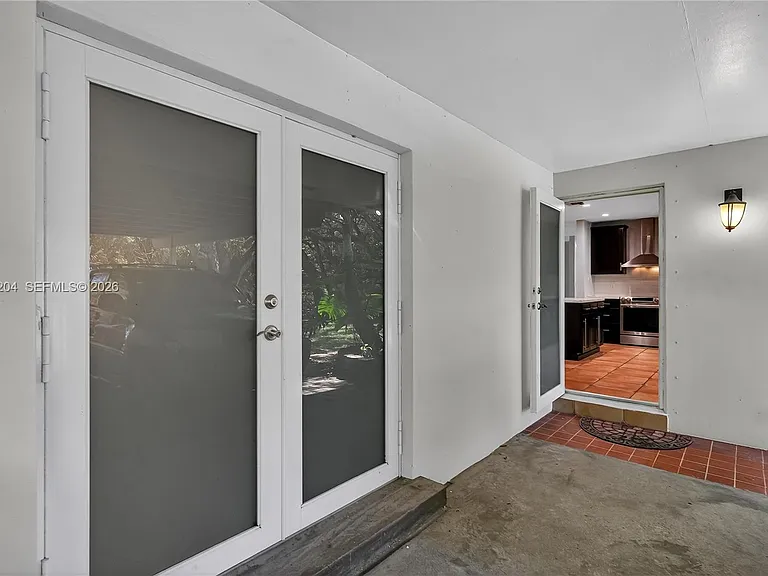 6767 SW 154th St — Photo 20