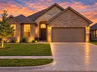 5291 Crystal Lake Ave, Krum, TX 76249