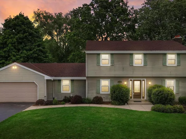 W334S8040 Tolbert LANE, Mukwonago, WI 53149