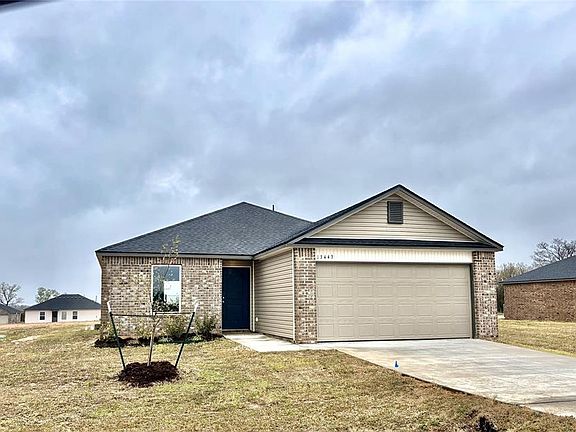 2nd image of 13443 Huckleberry Ln