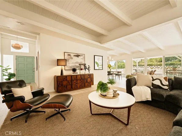 3534 Stonehill Pl, Sherman Oaks, CA 91423