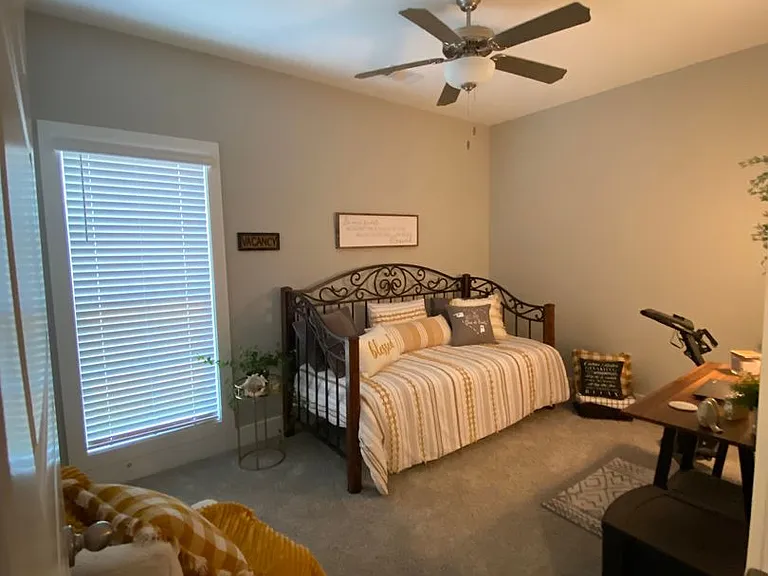 1283 Burrow Cir — Photo 10