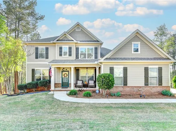 530 Thomas Dr, Loganville, GA 30052