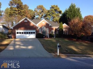 1425 Claredon Dr, Lawrenceville, GA 30043