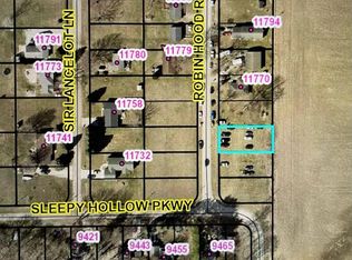 N Robin Hood Rd, Cromwell, IN 46732