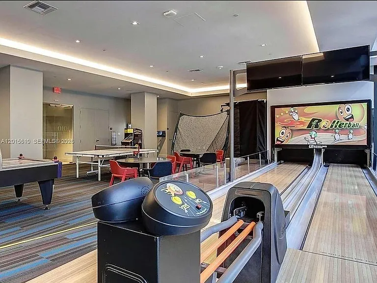 1010 Brickell Ave #2810 — Photo 20