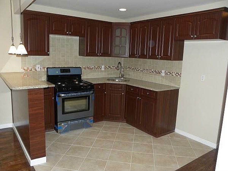 2nd image of 1714 Rockaway Pkwy #1