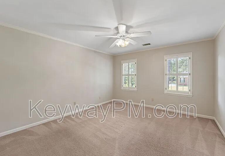 879 Sparkleberry Rd — Photo 25