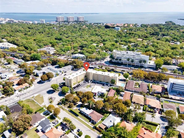 2690 SW 22nd Ave APT 407, Miami, FL 33133
