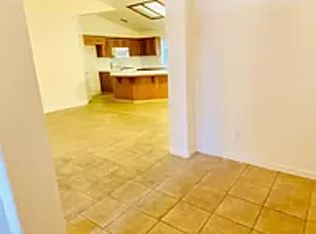 3712 Isla Vista Ct, Madera, CA 93637