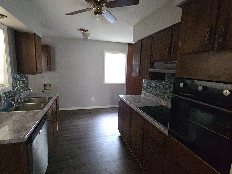 3890 Dante Cv — Photo 7