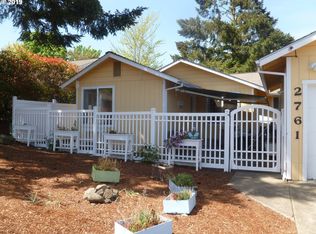 2761 W Lorraine Ave, Roseburg, OR 97471