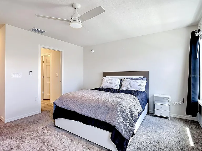 371 Crossings Ave — Photo 5