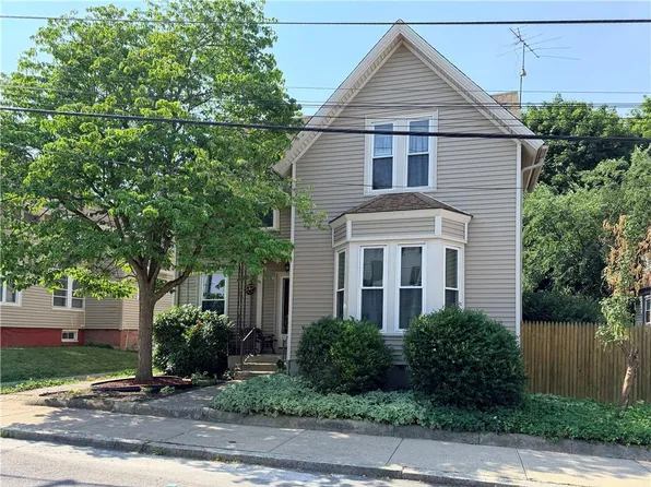 88 Brown St, Pawtucket, RI 02860