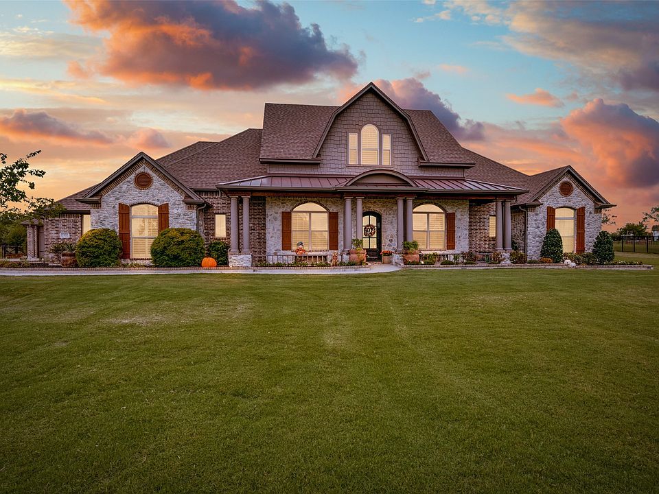 1st image of 2932 Grassland Ct