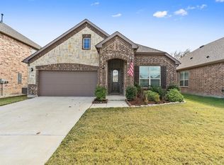 1720 Ridge Creek Ln, Aubrey, TX 76227