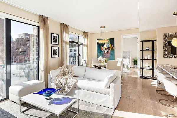 Rented by Domus Realty | media 10