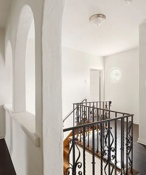 120 S Poinsettia Pl — Photo 14