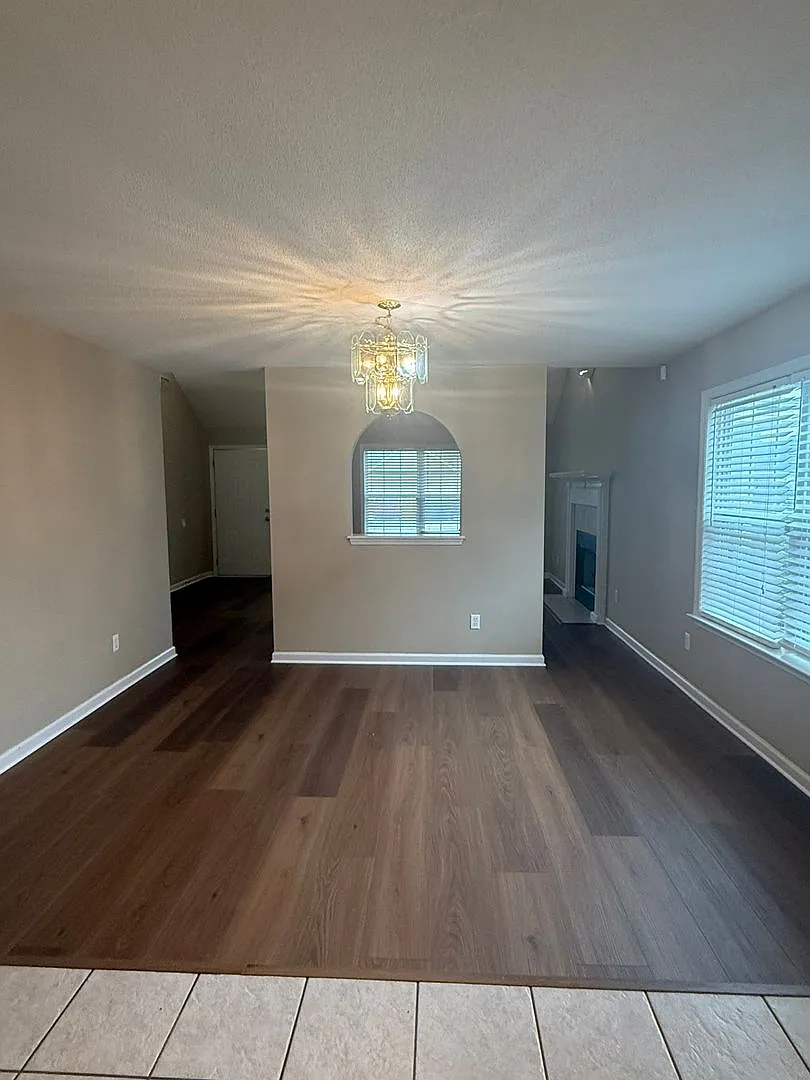 Beautiful 3BD/2B Home in Ray City — Photo 4