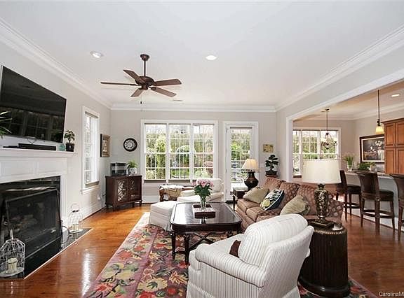 4th image of 6223 Fletcher Cres