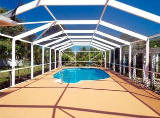 154 NE Dominican Ter, Port Saint Lucie, FL 34983