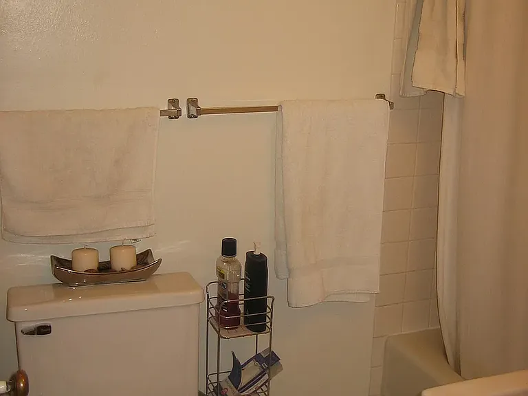 590 Holly Ave — Photo 16