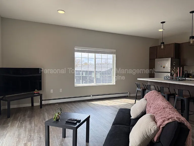 600 8th St S #304 — Photo 10