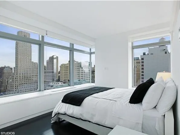 123 Washington Street 44G image 3 of 4