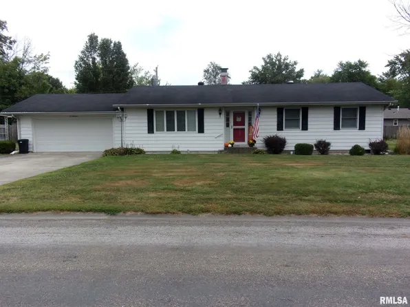 600 Tulsa Ave, Salem, IL 62881