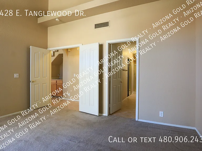 4428 E Tanglewood Dr — Photo 40