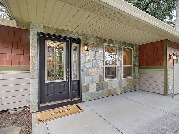 3rd image of 6709 NE 232nd Ave