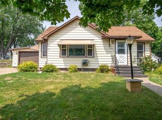 1521 10th Ave, Bloomer, WI 54724