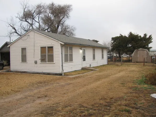 3041 W Kathryn Dr, Garden City, KS 67846