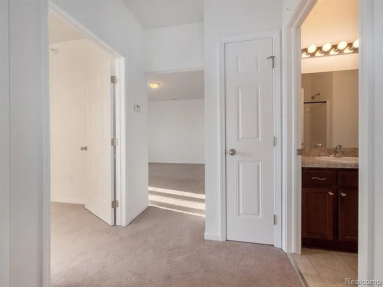964 W Summerfield Glen Cir #17 — Photo 15
