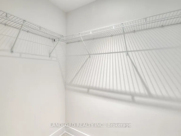 6 Jackes Ave #304 — Photo 10