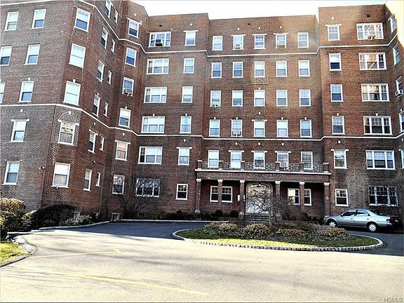 3rd image of 50 N Broadway APT 3L